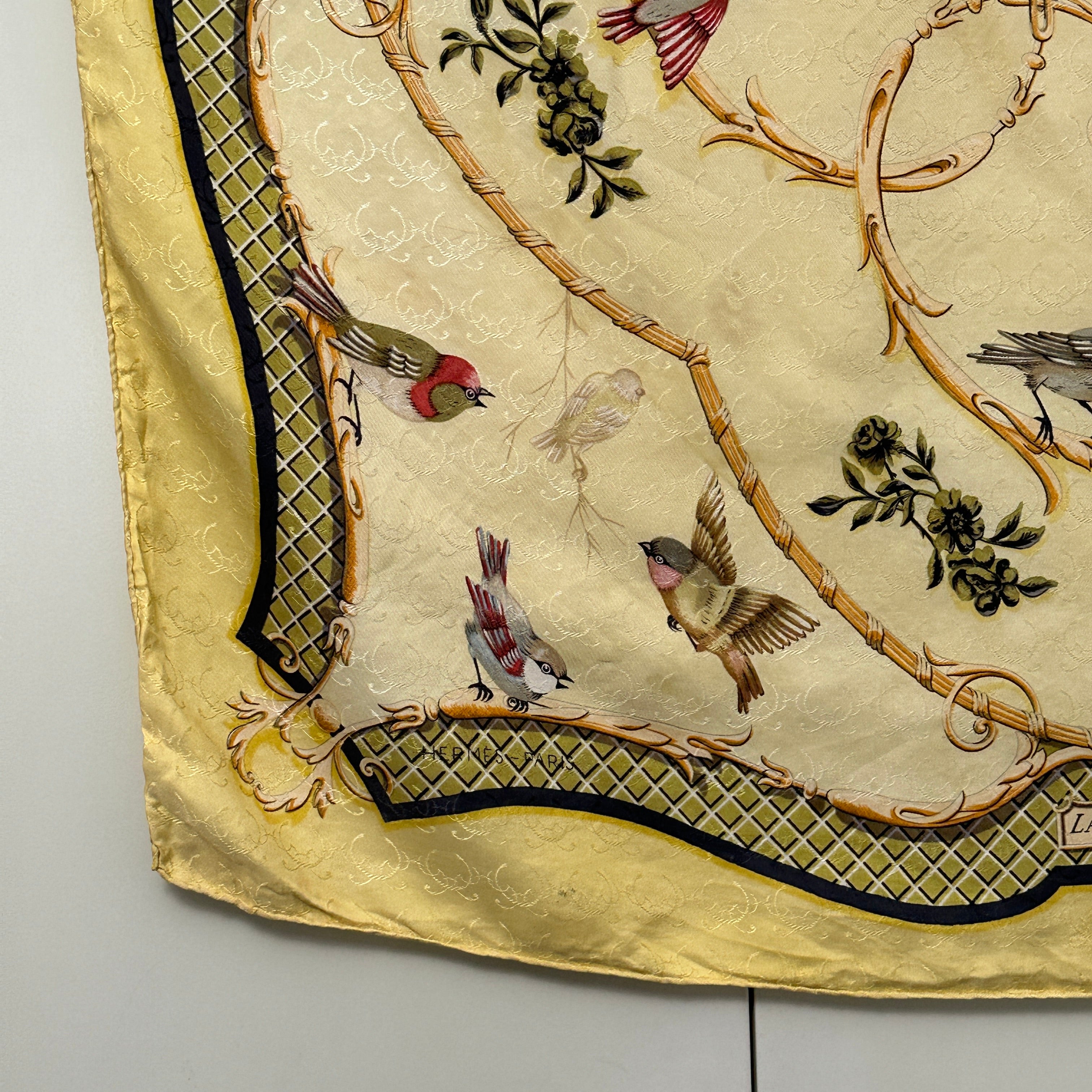 The key to the fields - HERMÈS SCARF 90CM