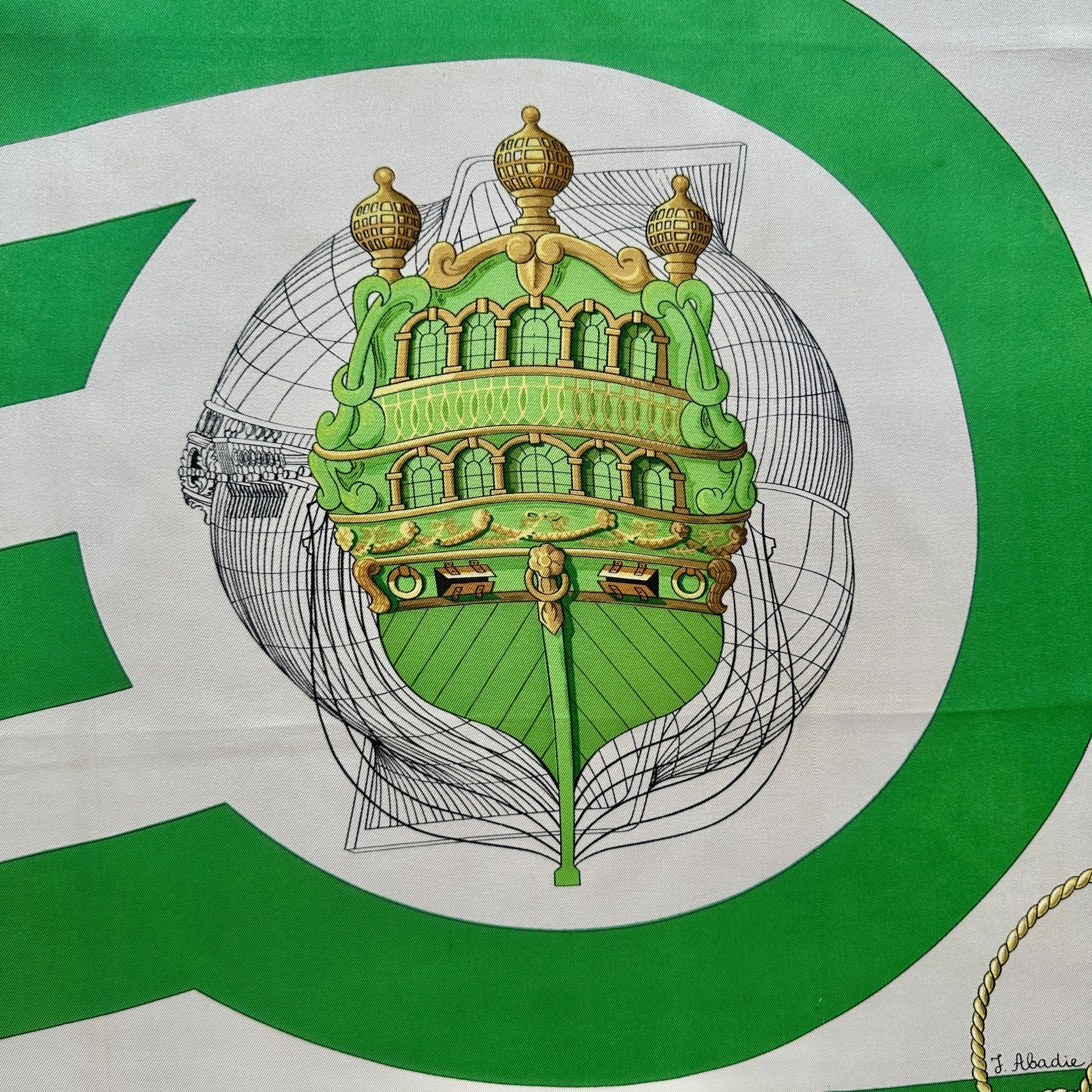 Détail de l'un des chateaux arrière  avec la signature de la dessinatrice Julie Abadie